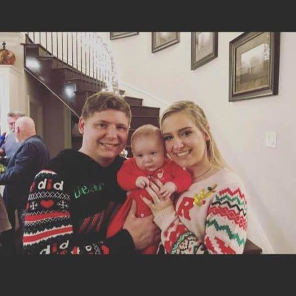 Meet your Posher, Nicole - Picture 1 of 1